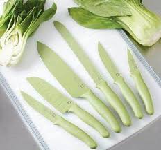 GREEN & PINK KNIFE SET